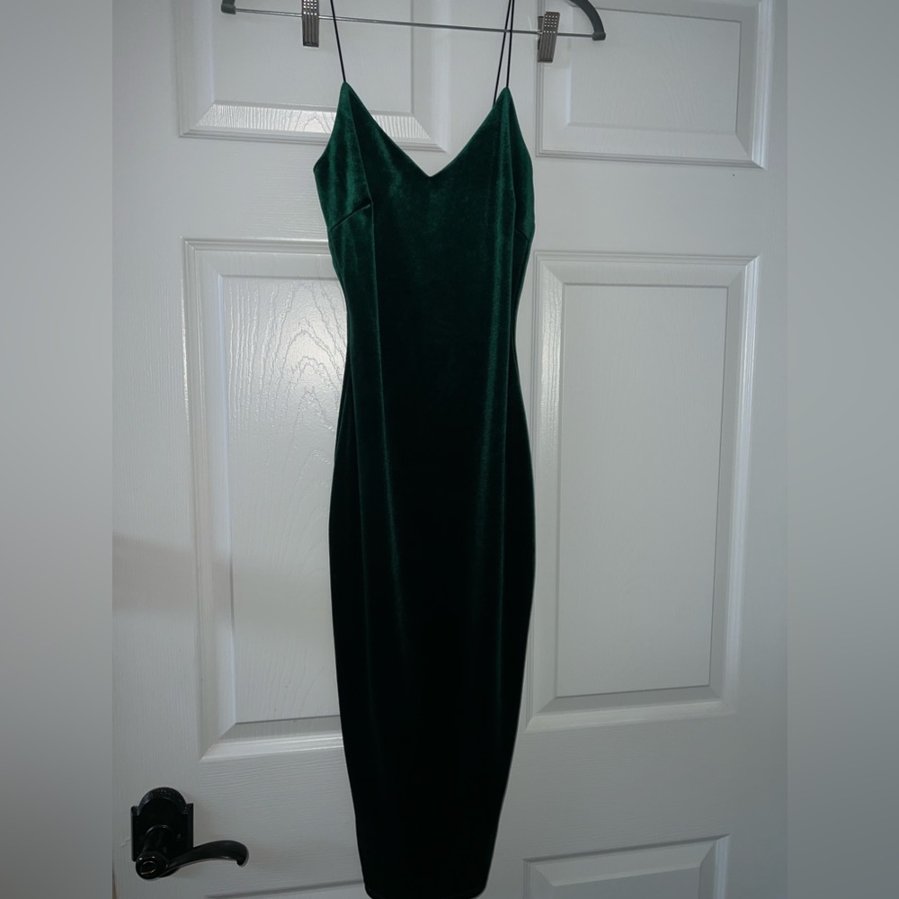 Velvet Emerald Green Midi Dress- Windsor